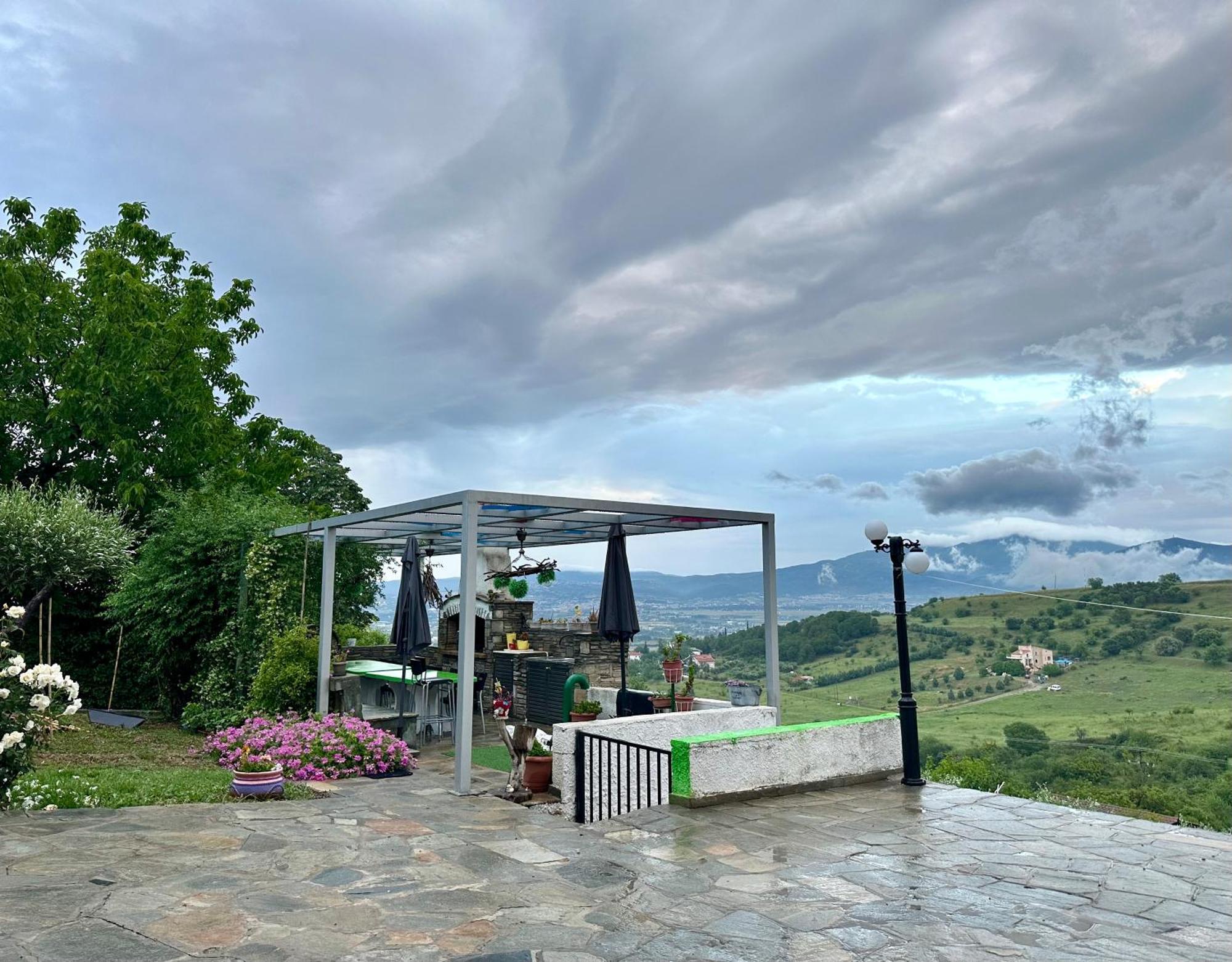Archontiko Alexandros Luxury Suites Kardiá Exterior foto