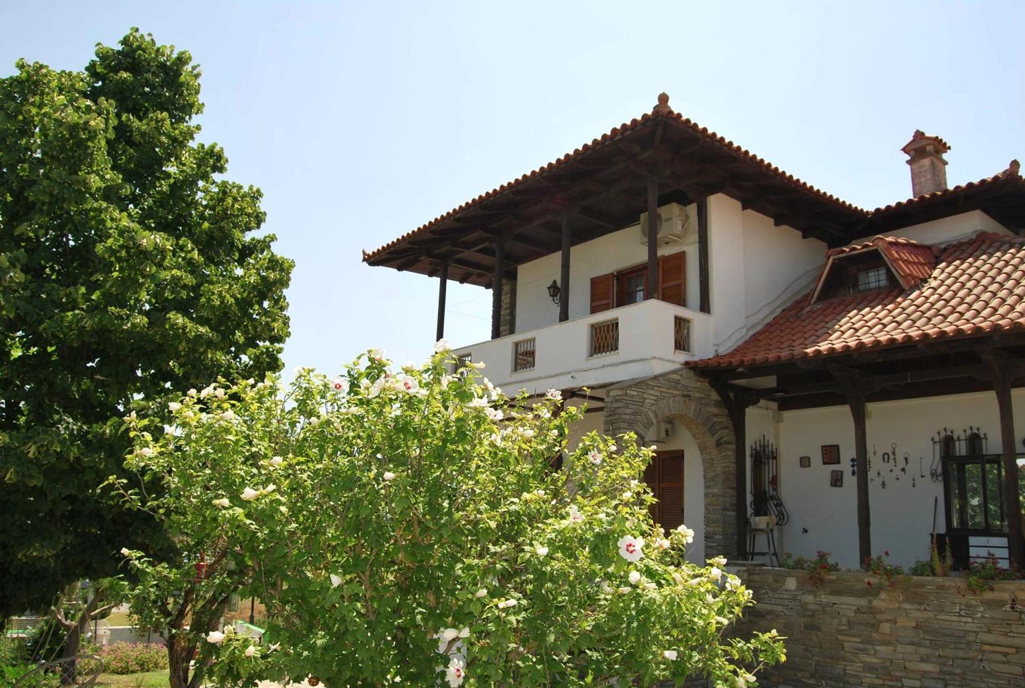 Archontiko Alexandros Luxury Suites Kardiá Exterior foto